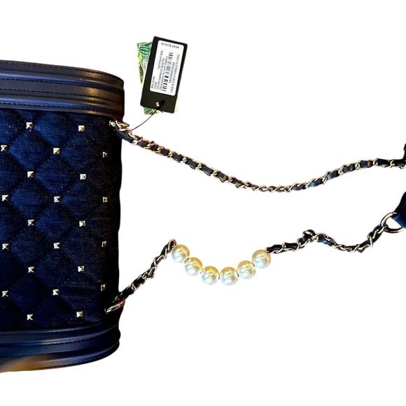 BADGLEY MISCHKA Studded Chain Linked Leather Crossbody Bag New with Tag - Picture 3 of 4